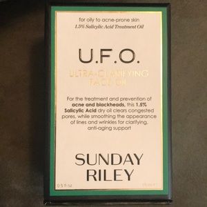 Sunday Riley clarifying face oil